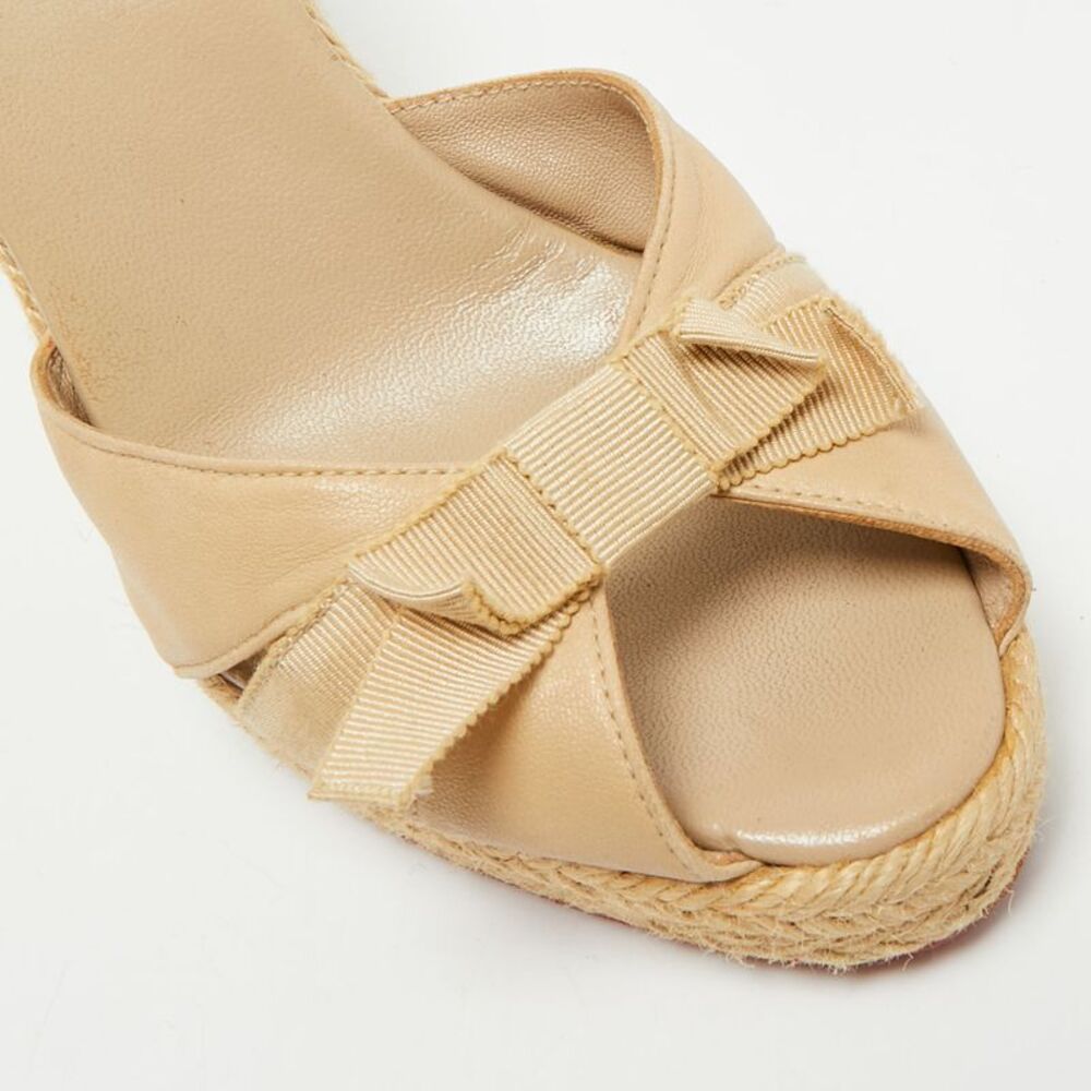 Christian Louboutin Ribbon Size 39 Beige Leather Wedge Sandals - Picture 7 of 7